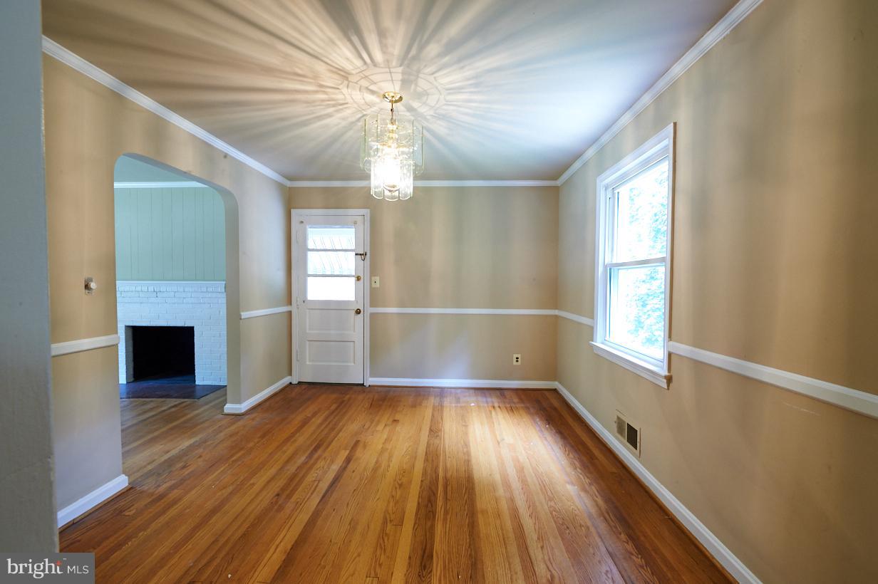 4914 Sharon Road Temple Hills, MD 20748 - Photo 11 of 25 Dining Room