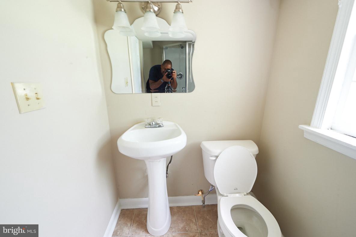 4914 Sharon Road Temple Hills, MD 20748 - Photo 19 of 25 Basement full bathroom