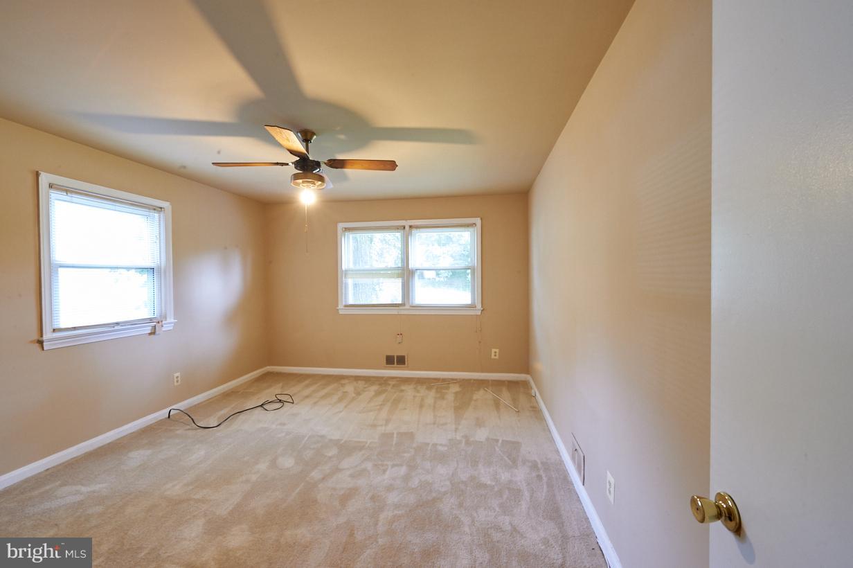 4914 Sharon Road Temple Hills, MD 20748 - Photo 8 of 25 Bedroom