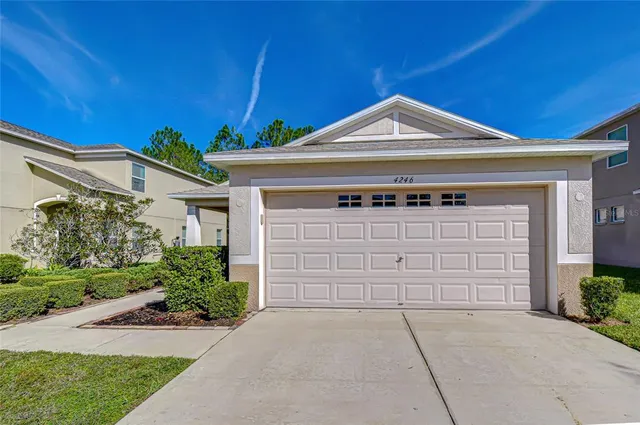 $349,999 | 4246 Warwick Hills Drive, Wesley Chapel, FL 33543