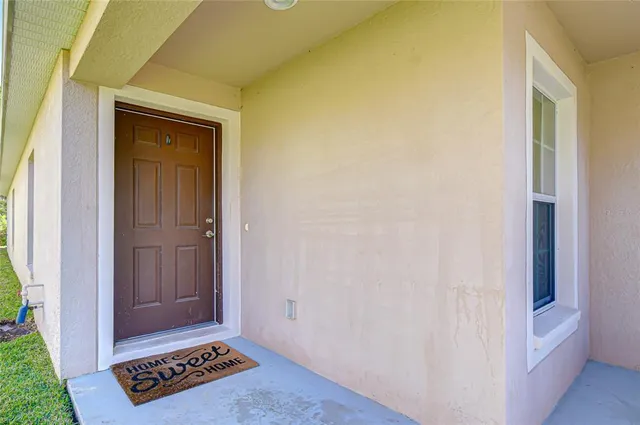 $349,999 | 4246 Warwick Hills Drive, Wesley Chapel, FL 33543