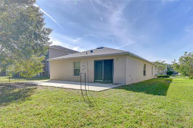 $349,999 | 4246 Warwick Hills Drive, Wesley Chapel, FL 33543