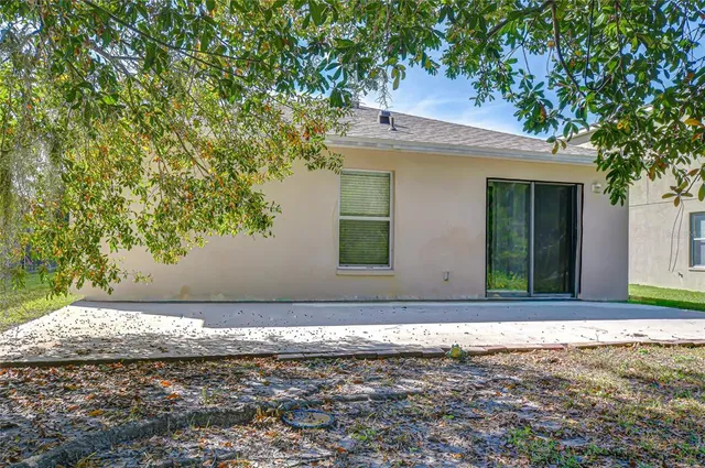 $349,999 | 4246 Warwick Hills Drive, Wesley Chapel, FL 33543