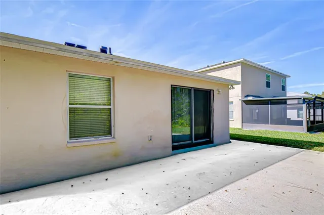 $349,999 | 4246 Warwick Hills Drive, Wesley Chapel, FL 33543