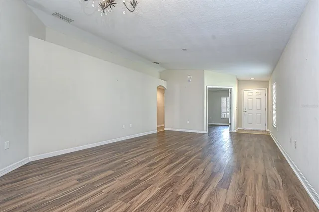 $349,999 | 4246 Warwick Hills Drive, Wesley Chapel, FL 33543