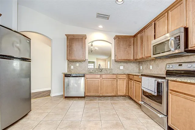 $349,999 | 4246 Warwick Hills Drive, Wesley Chapel, FL 33543