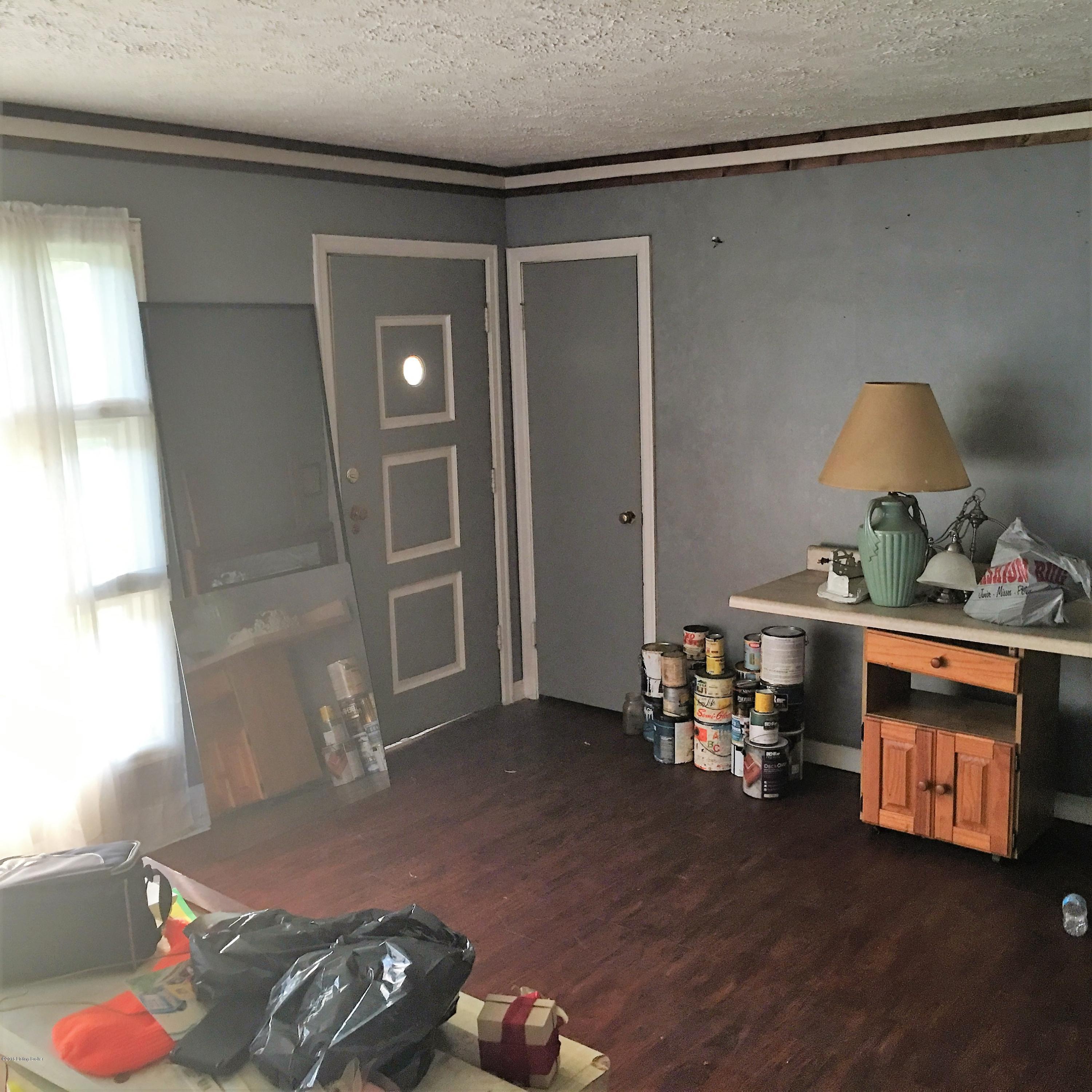 8813 Terry Road Louisville, KY 40258 - Photo 14 of 14 IMG_3377