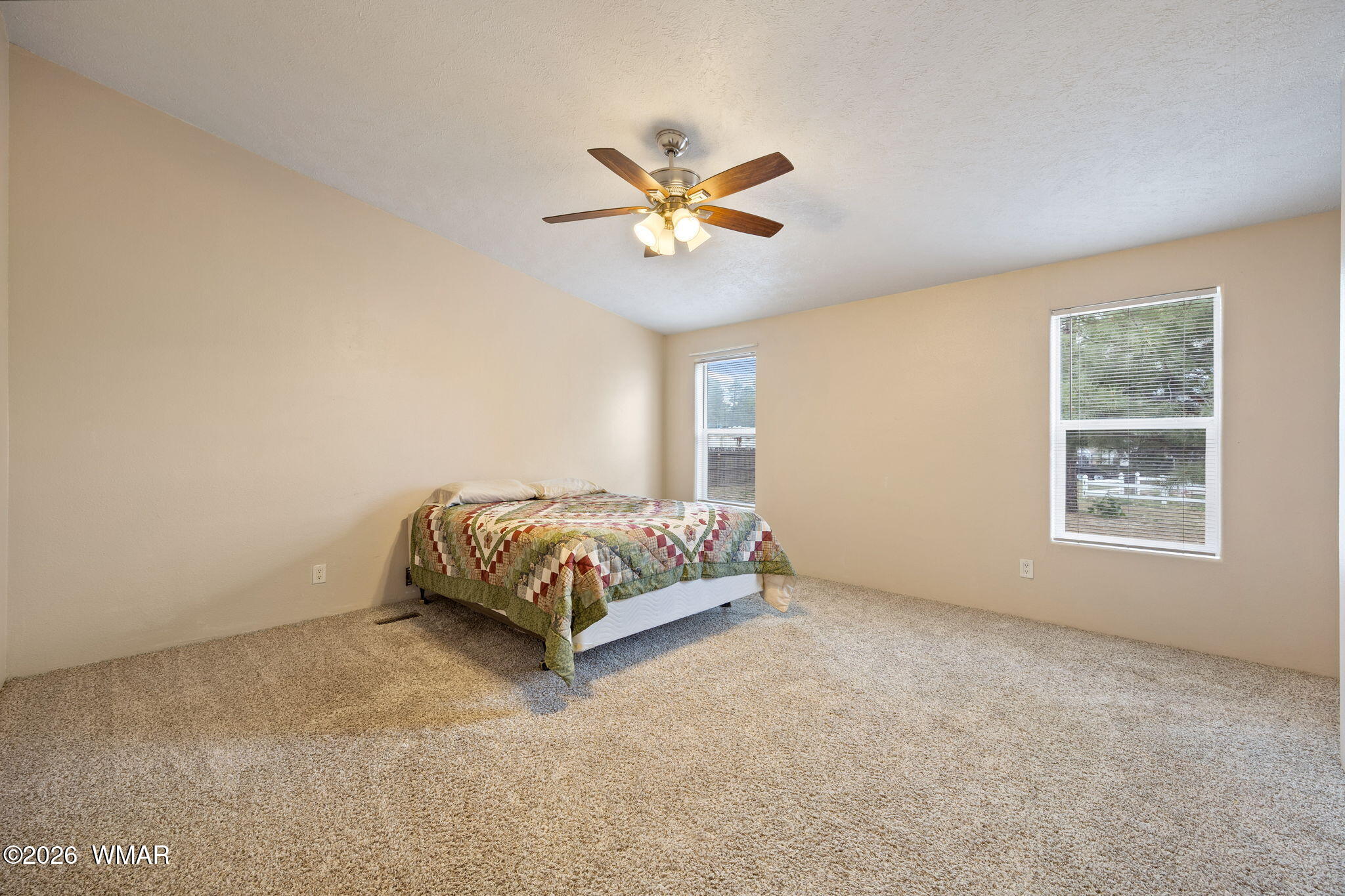 2136 Shell Canyon Road Overgaard, AZ 85933 - Photo 12 of 35