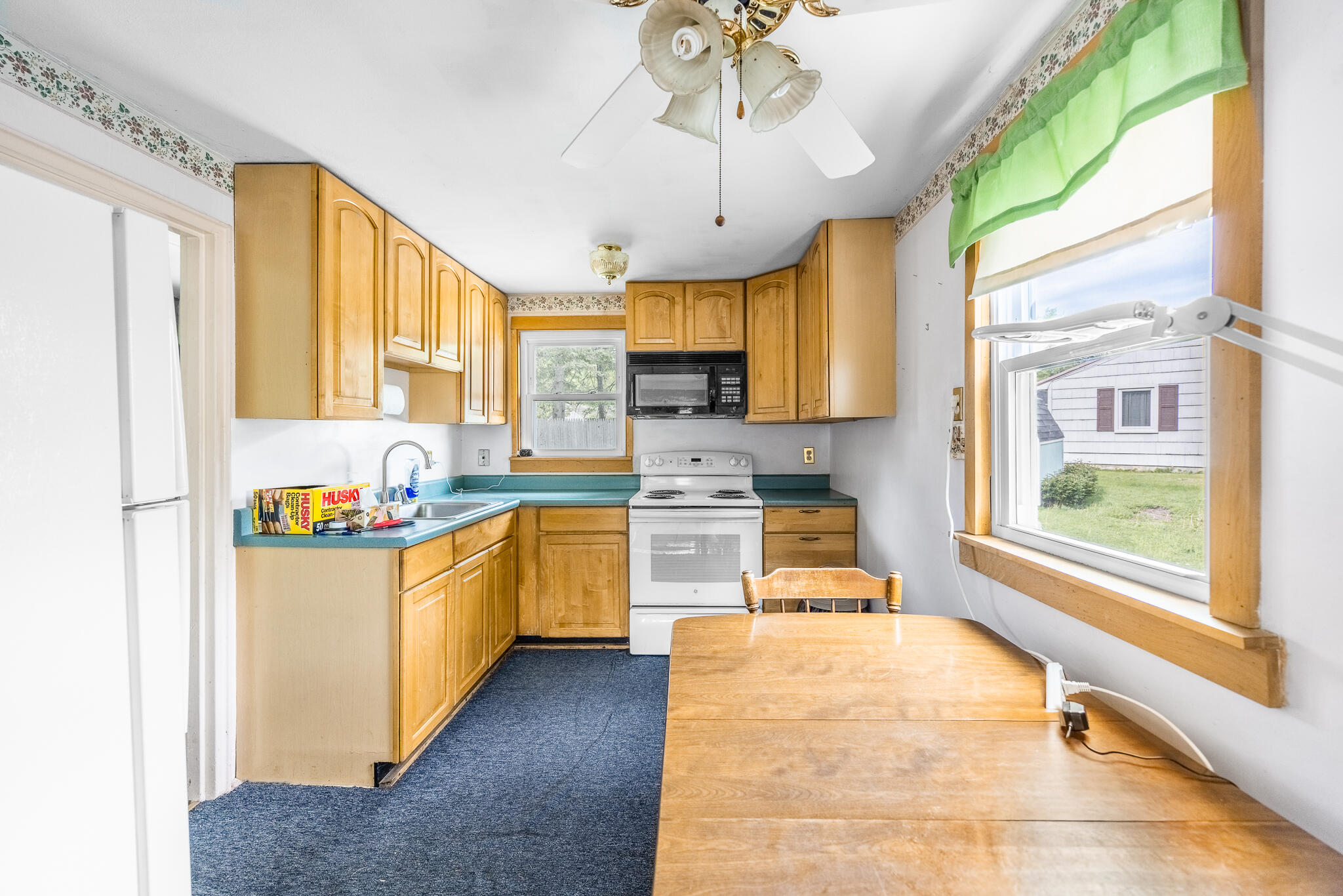 57 Naylor Street Bangor, ME 04401 - Photo 13 of 22 Kitchen