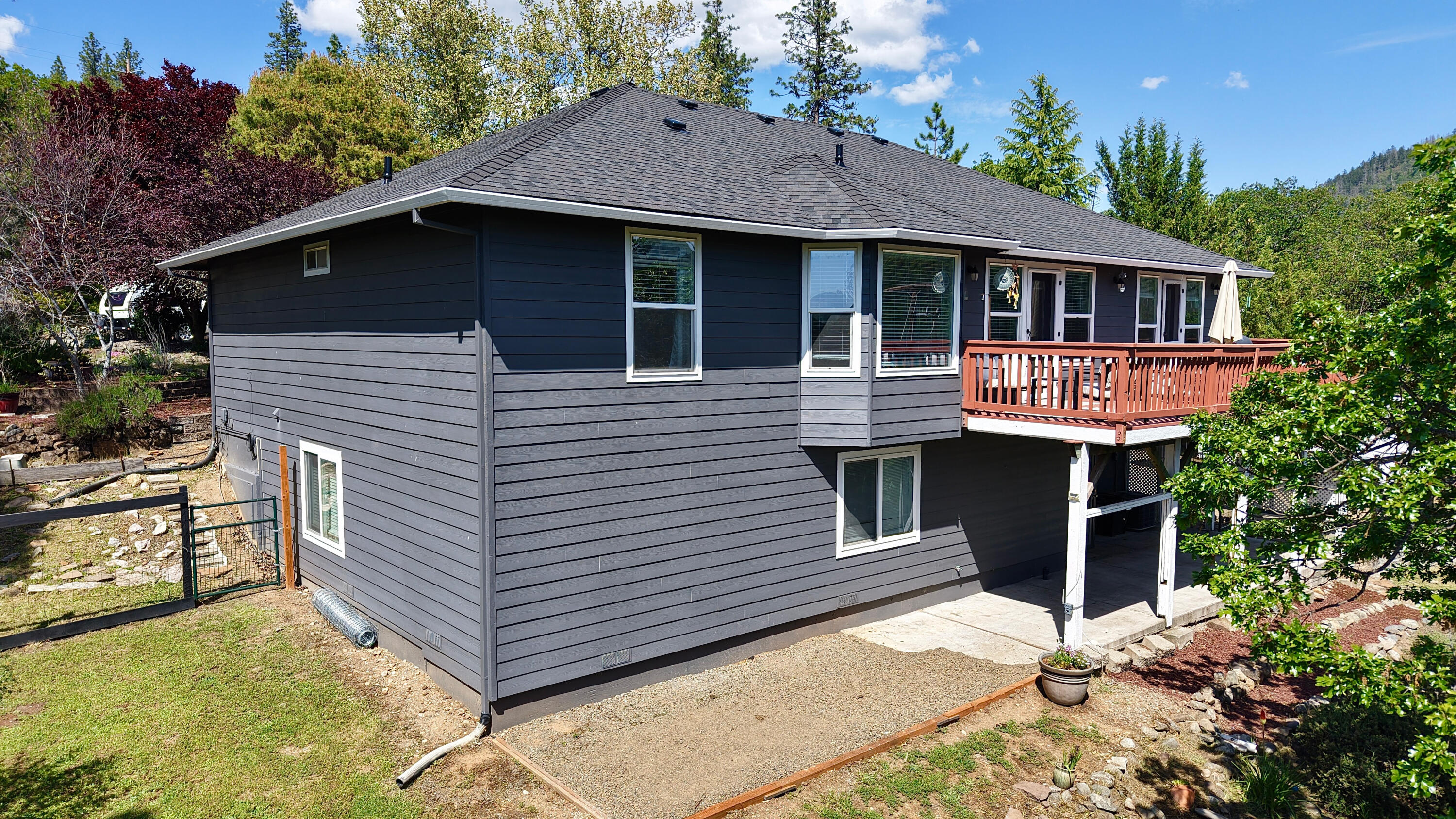 381 Pinetop Terrace Shady Cove, OR 97539 - Photo 40 of 66