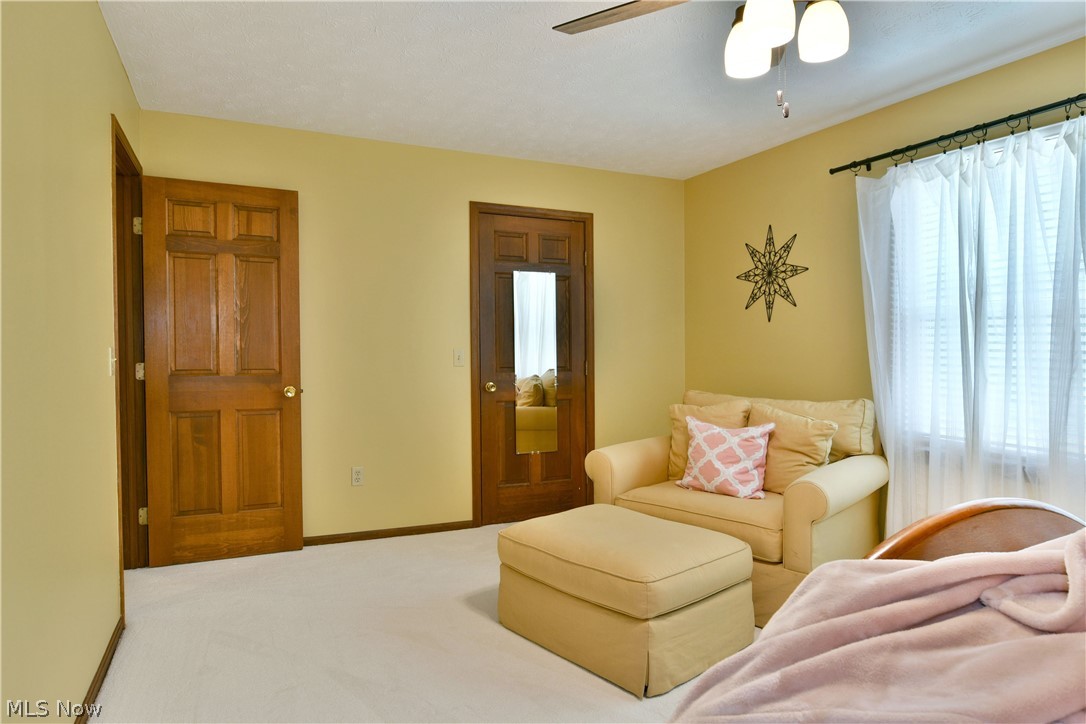 8930 Echo Lake Road Northeast Warren, OH 44484 - Photo 37 of 46