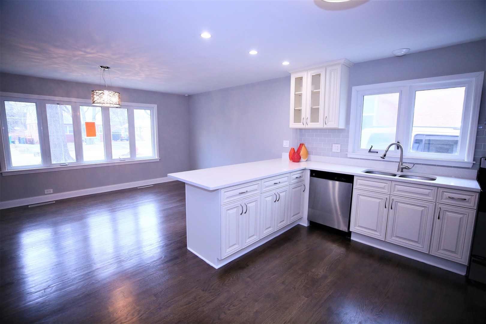 246 Clayton Road Hillside, IL 60162 - Photo 8 of 16