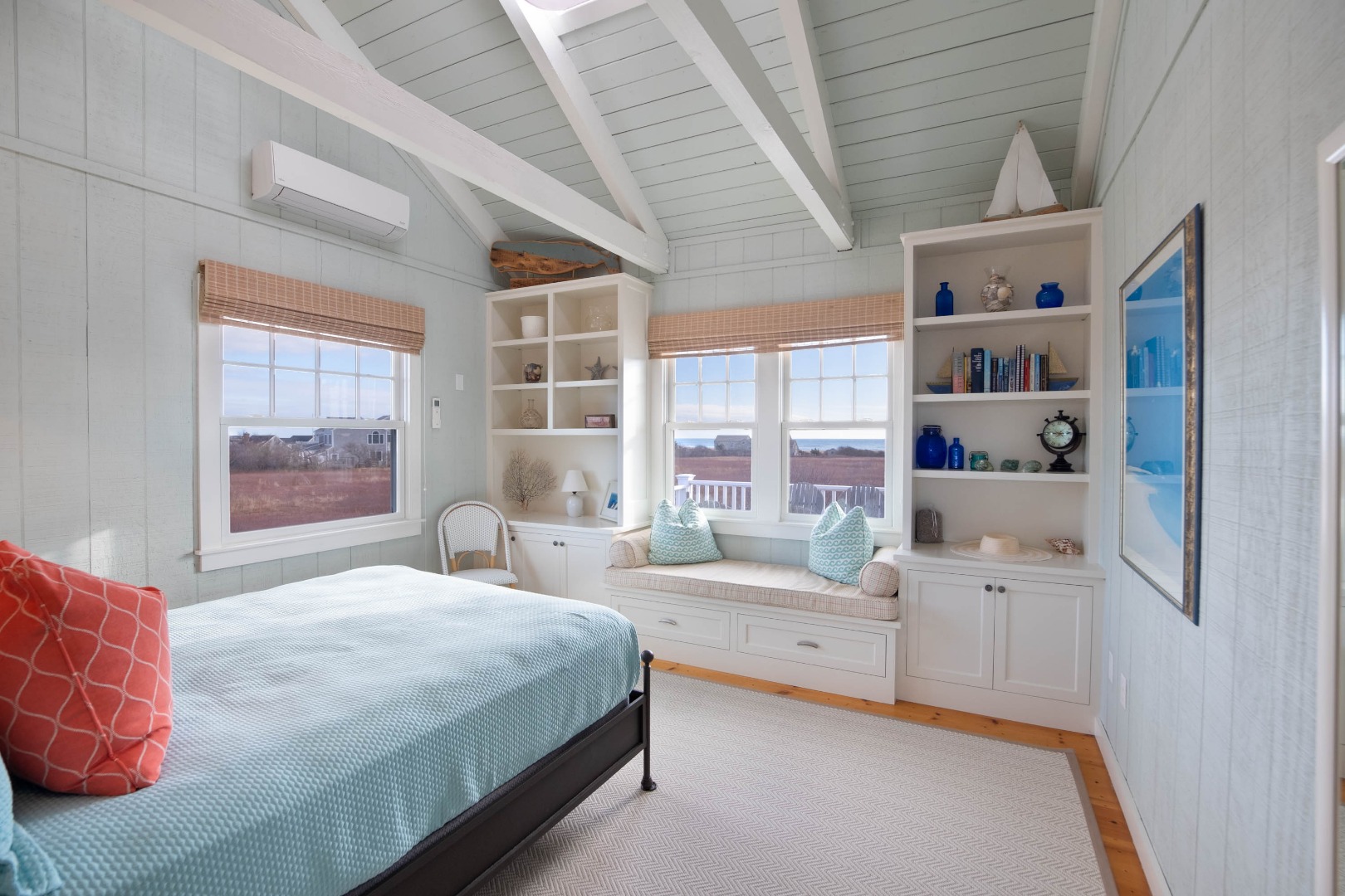 16 Starbuck Road Nantucket, MA 02554 - Photo 10 of 29 Gallery Image 10