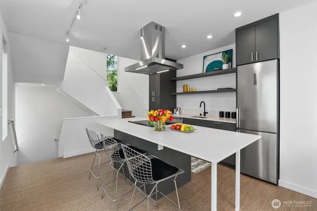 $749,000 | 3642 A Interlake Avenue North, Seattle, WA 98103