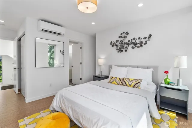 $749,000 | 3642 A Interlake Avenue North, Seattle, WA 98103