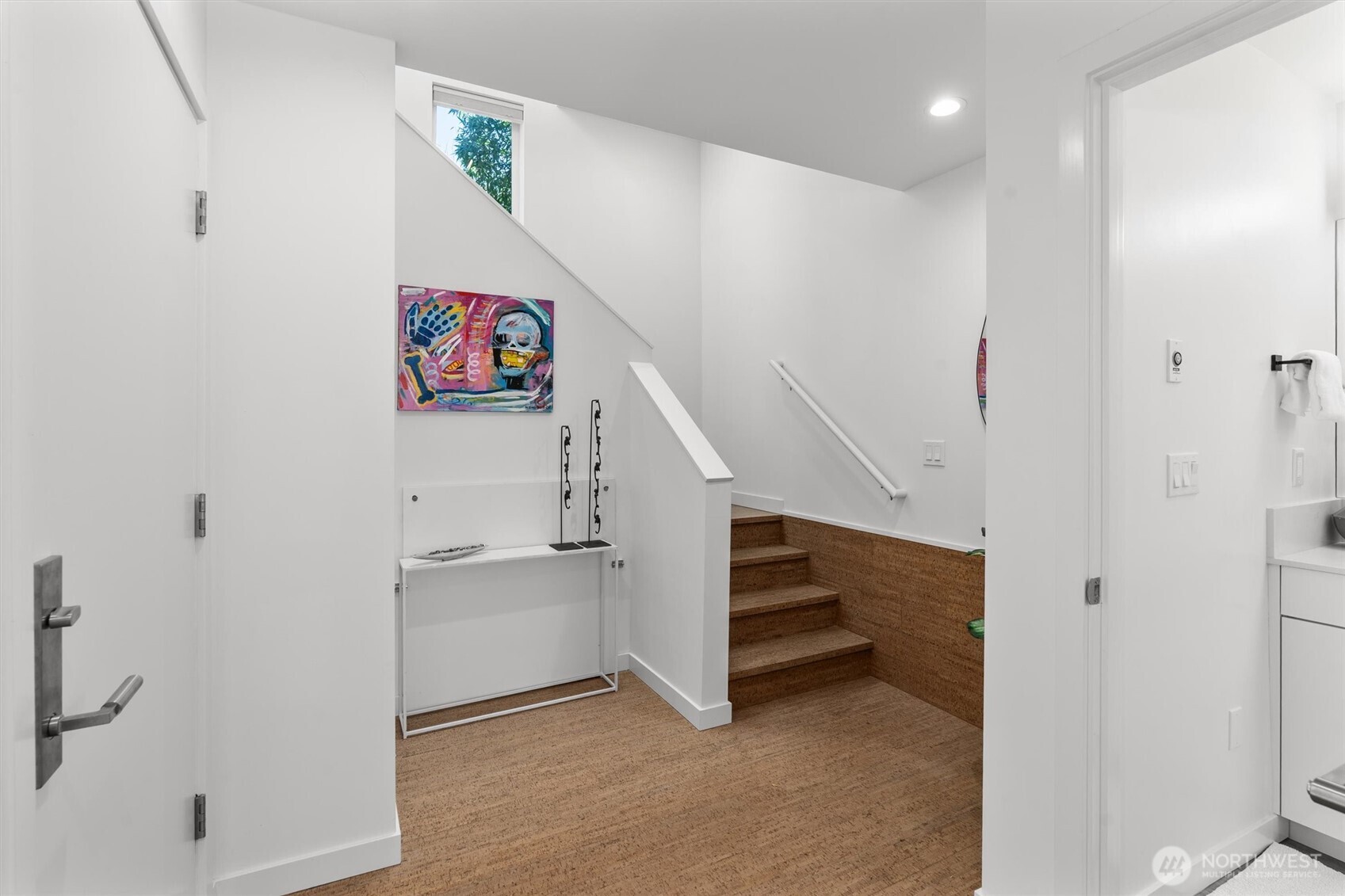 3642 A Interlake Avenue North Seattle, WA 98103 - Photo 7 of 39