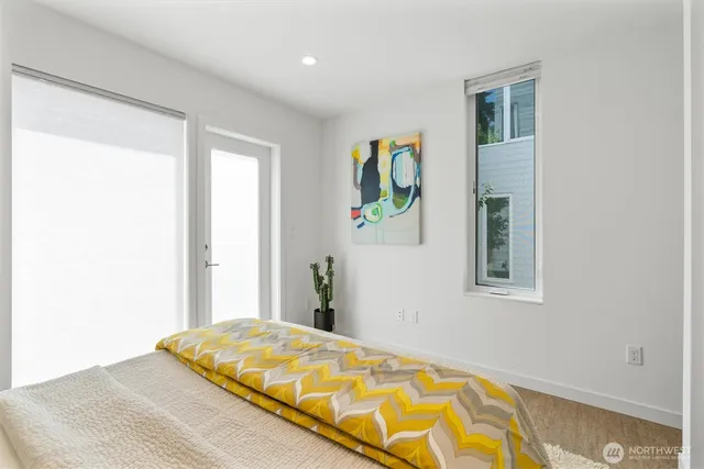 $749,000 | 3642 A Interlake Avenue North, Seattle, WA 98103