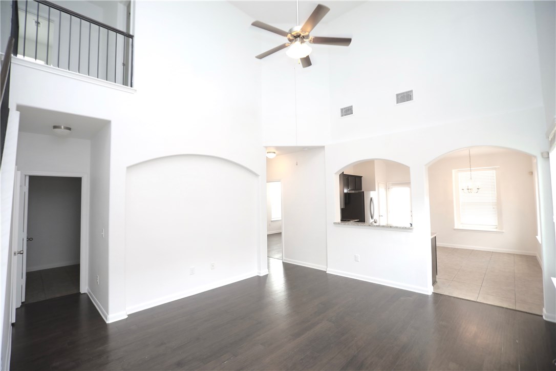 18421 Moreto Loop Pflugerville, TX 78660 - Photo 3 of 14