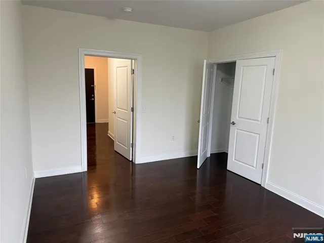 $3,095 | 225 Walker Street, Unit 302, Cliffside Park, NJ 07010
