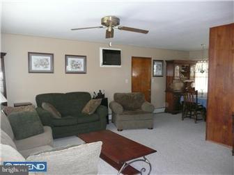 19 Cactus Road Levittown, PA 19057 - Photo 3 of 12 Gallery Image 3