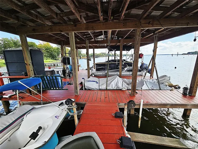 a view of a terrace with sky view