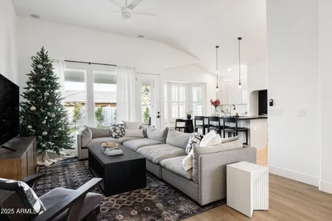 $1,195,000 | 15020 North 54th Place, Scottsdale, AZ 85254