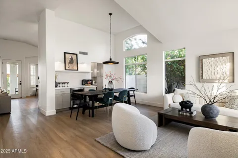 $1,195,000 | 15020 North 54th Place, Scottsdale, AZ 85254