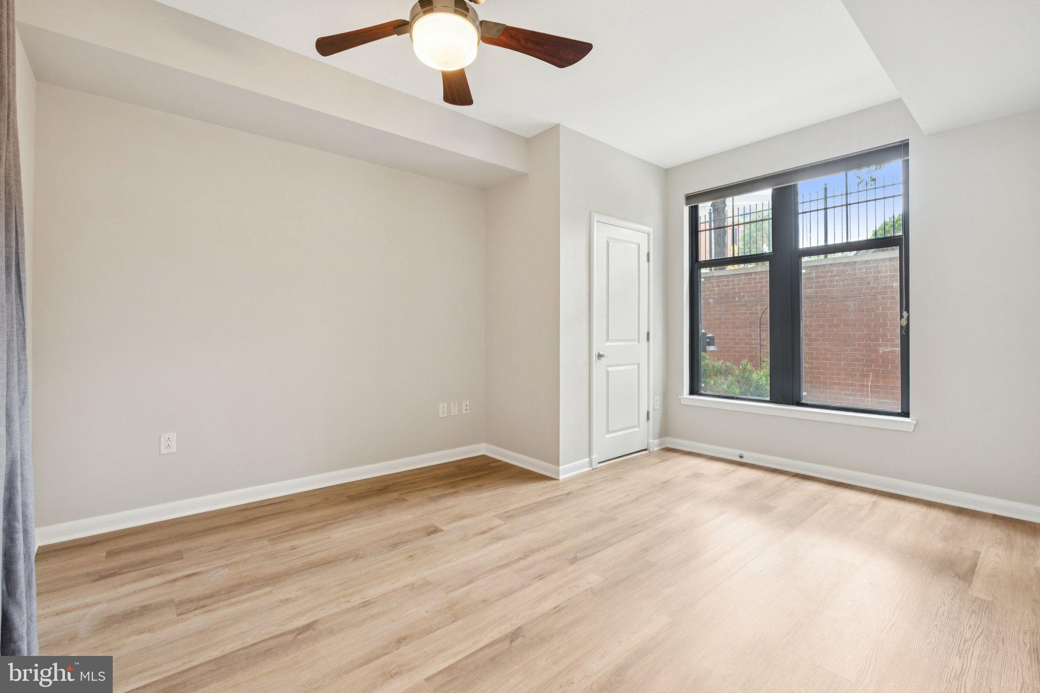 1021 North Garfield Street, Unit B39 Arlington, VA 22201 - Photo 27 of 28 Bedroom