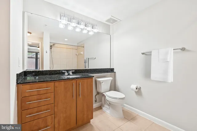 $469,900 | 1021 North Garfield Street, Unit B39, Arlington, VA 22201