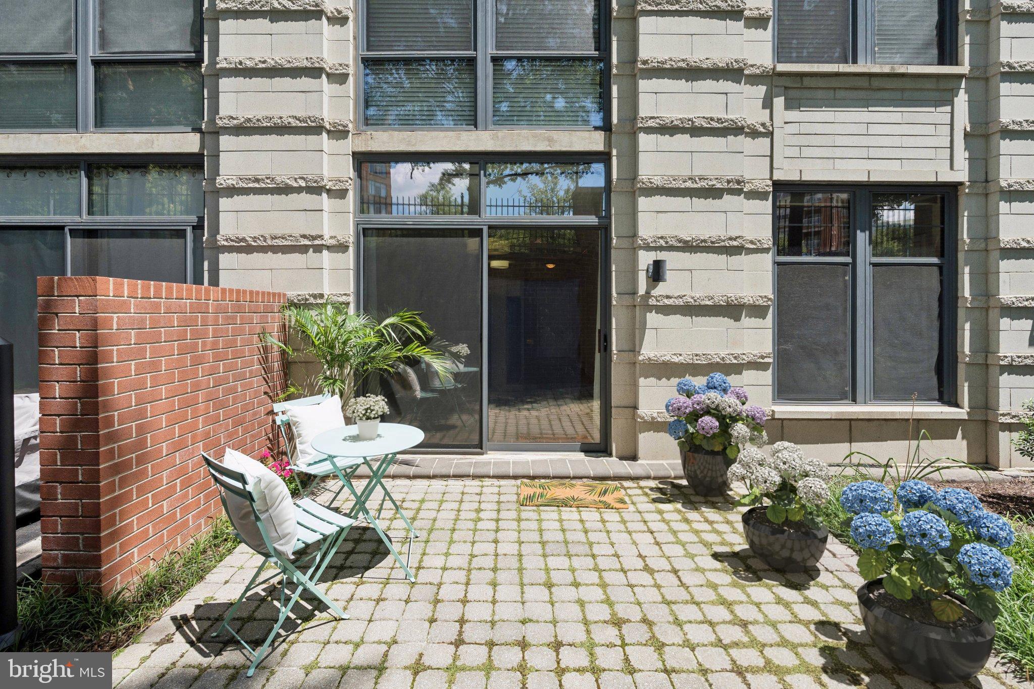 1021 North Garfield Street, Unit B39 Arlington, VA 22201 - Photo 10 of 28 Private Patio