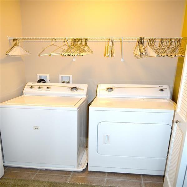 317 Maple Ridge Drive Canonsburg, PA 15317 - Photo 19 of 20 a utility room with dryer and washer