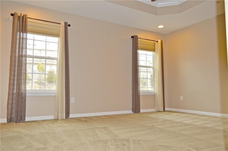317 Maple Ridge Drive Canonsburg, PA 15317 - Photo 8 of 20 an empty room with windows