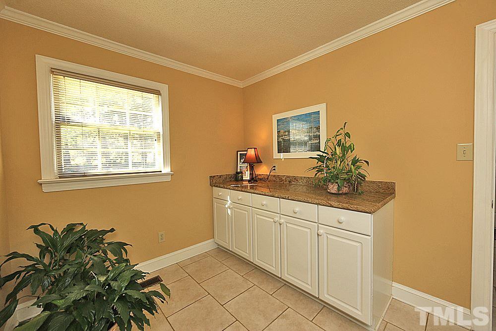 9401 South Mere Court Raleigh, NC 27615 - Photo 13 of 30