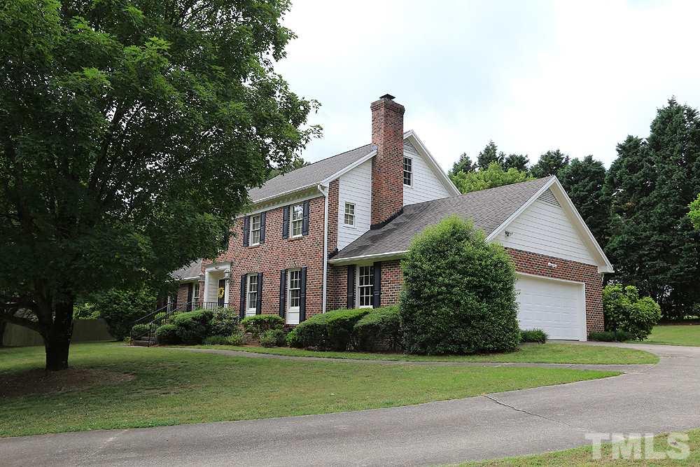 9401 South Mere Court Raleigh, NC 27615 - Photo 3 of 30