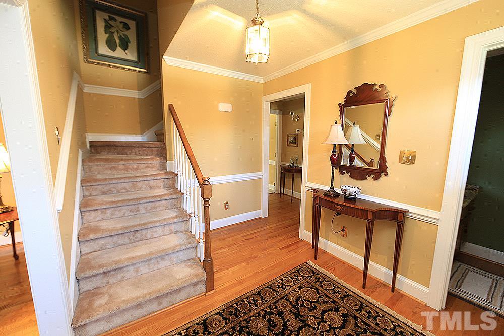 9401 South Mere Court Raleigh, NC 27615 - Photo 5 of 30 Another view of extra large foyer!