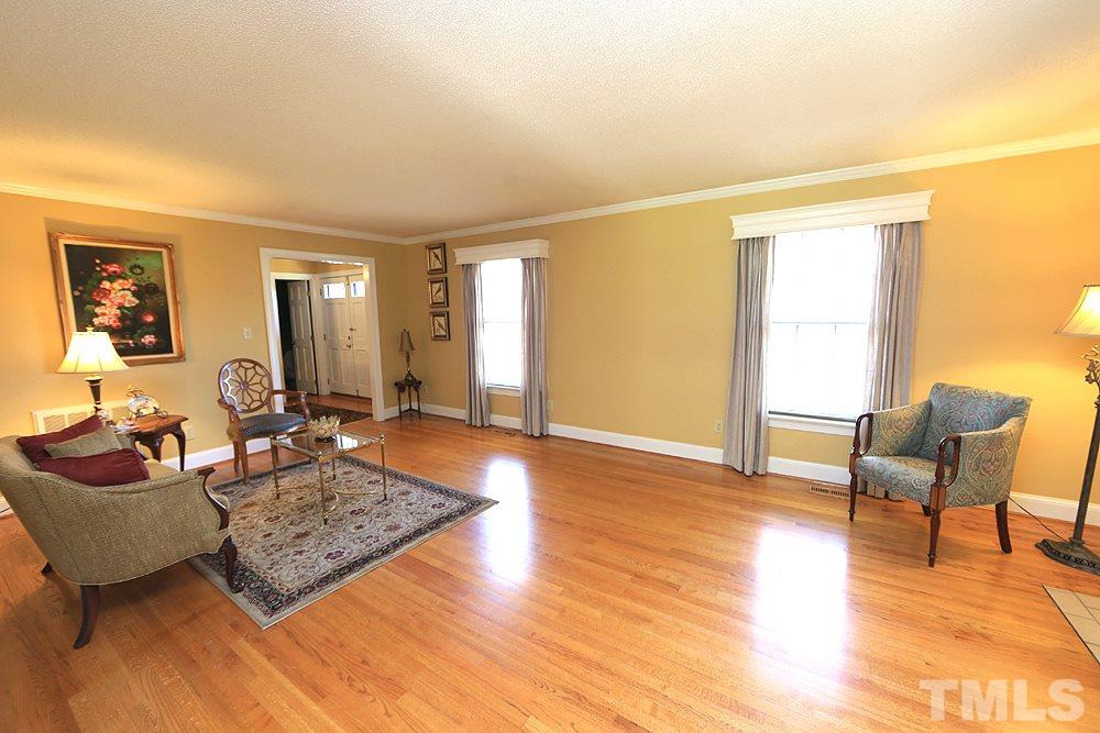9401 South Mere Court Raleigh, NC 27615 - Photo 7 of 30