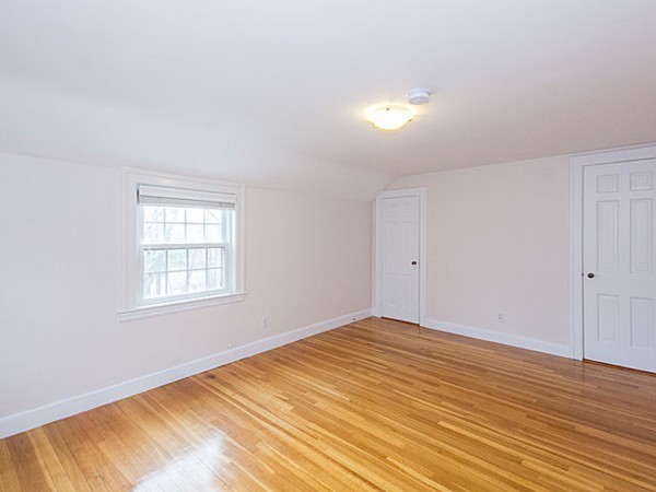 122 Roundwood Road Newton, MA 02464 - Photo 16 of 22 Gallery Image 16