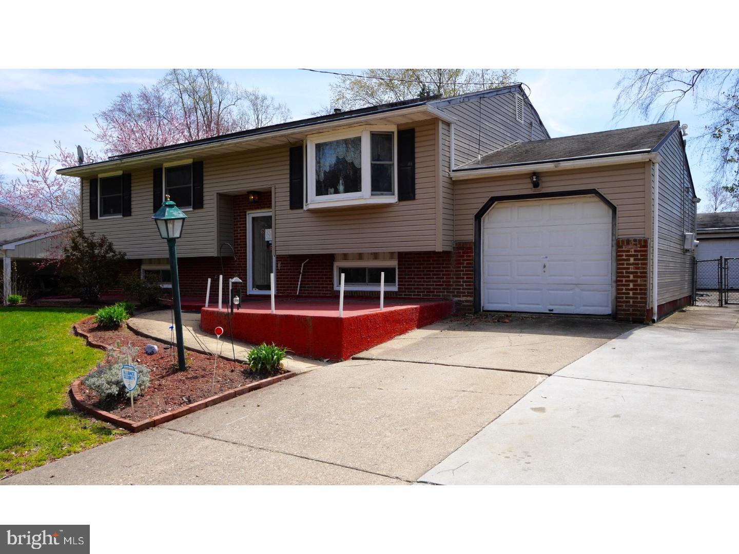 1002 Chews Landing Road Clementon, NJ 08021 - Photo 3 of 5