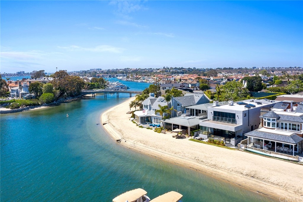 7 Beacon Bay Newport Beach, CA 92660 - Photo 43 of 59 a picture of city view with lake view