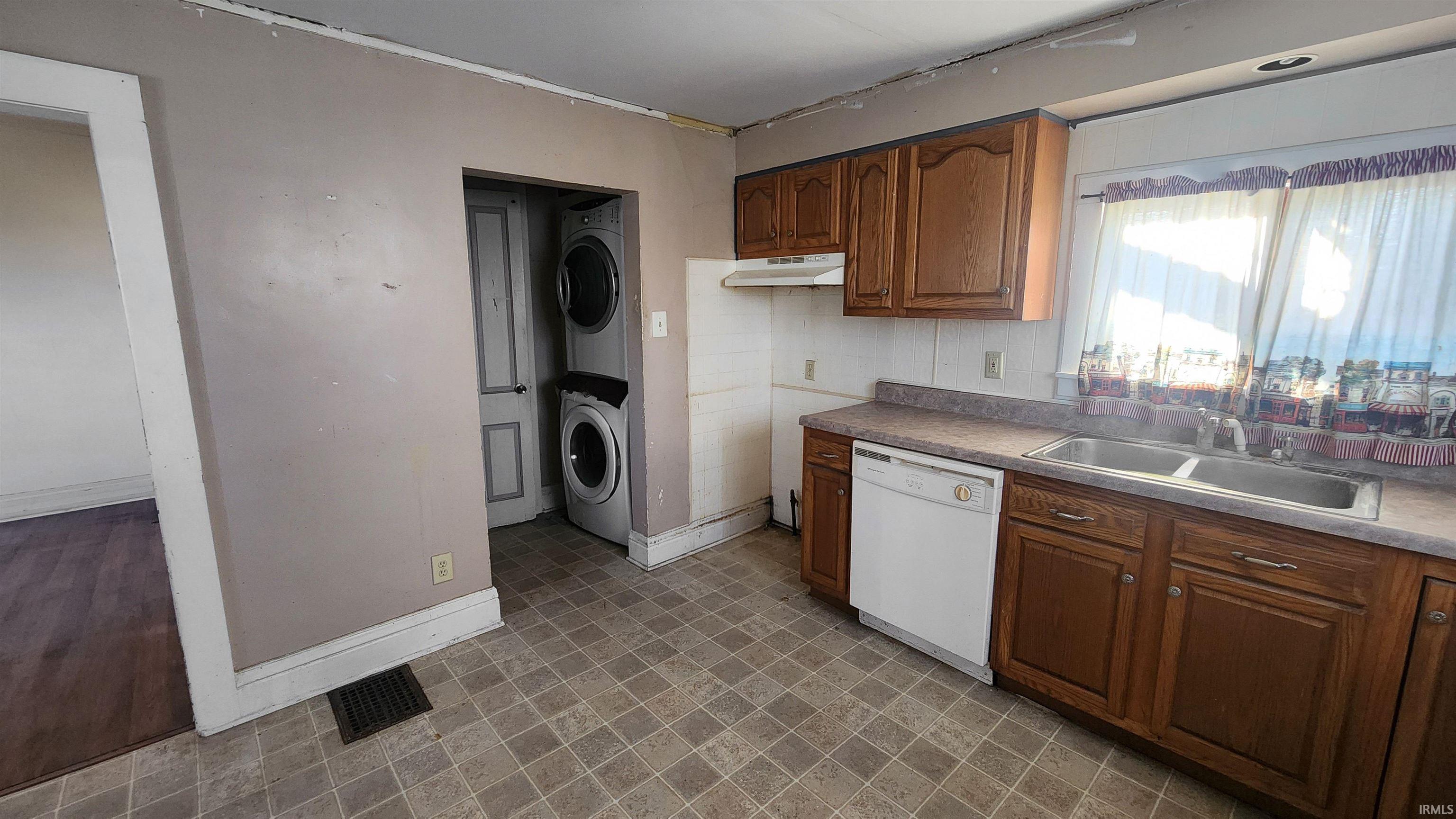 430 West Maple Street Waterloo, IN 46793 - Photo 14 of 26