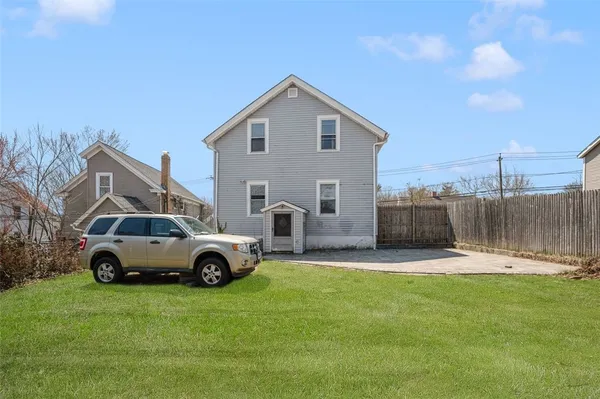 $369,000 | 70 Highland Street, West Warwick, RI 02893