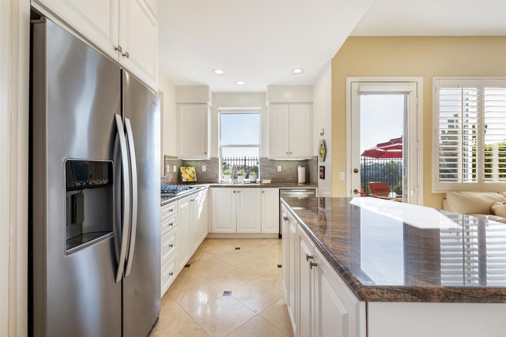 7243 Surfbird Circle Carlsbad, CA 92011 - Photo 14 of 60