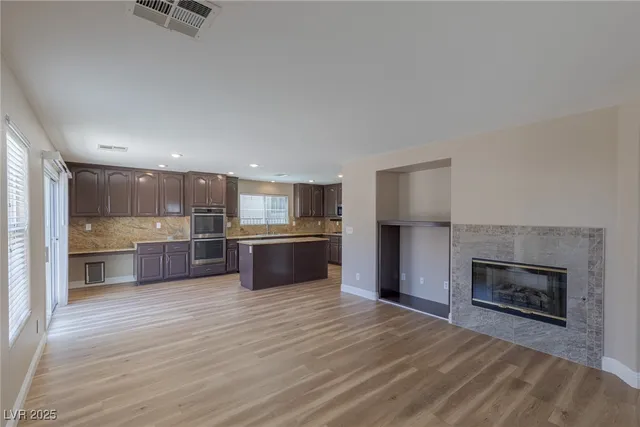 $2,450 | 1130 Grove Park Street, Henderson, NV 89002