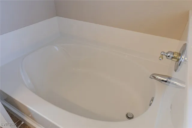 $2,450 | 1130 Grove Park Street, Henderson, NV 89002