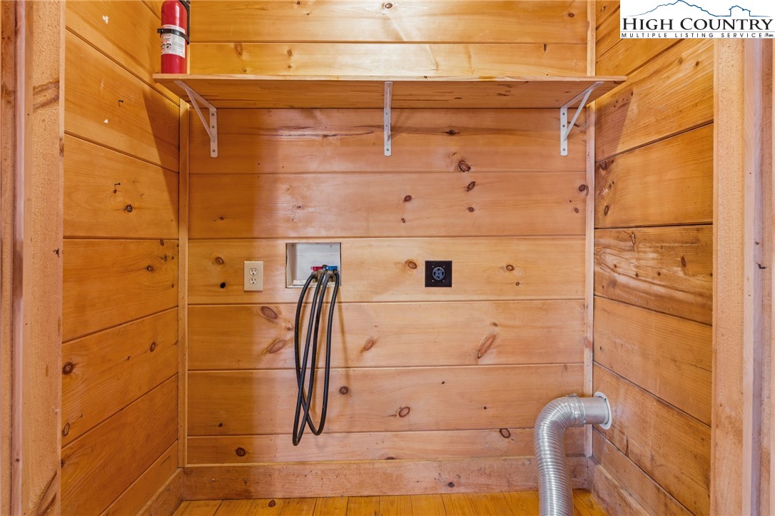 130 Hollow Tree Road Banner Elk, NC 28604 - Photo 11 of 22