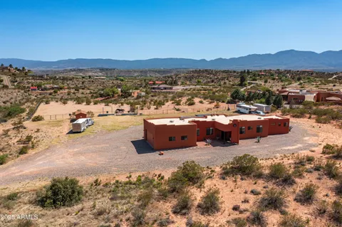 $985,000 | 7375 East Sliding Stop Lane, Cornville, AZ 86325