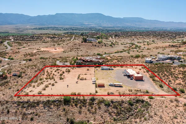 $949,999 | 7375 East Sliding Stop Lane, Cornville, AZ 86325