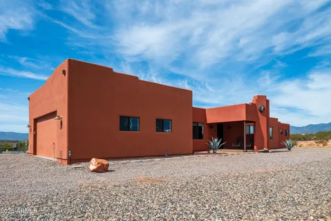 $985,000 | 7375 East Sliding Stop Lane, Cornville, AZ 86325