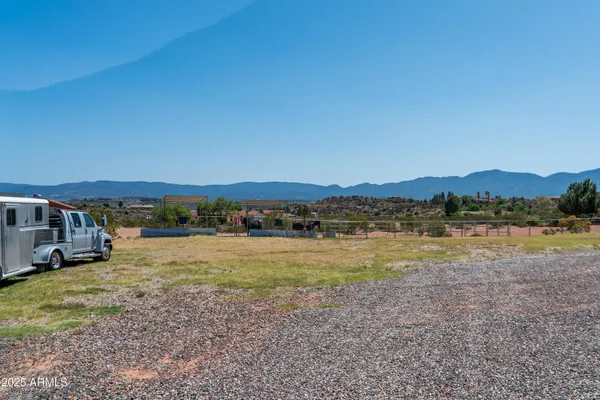 $949,999 | 7375 East Sliding Stop Lane, Cornville, AZ 86325