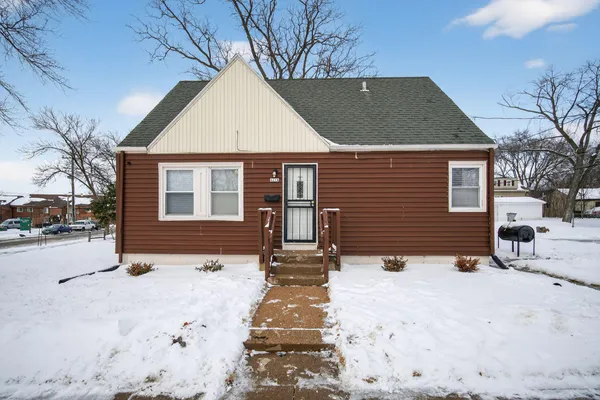 $155,000 | 4216 West Sheridan Avenue, Milwaukee, WI 53209